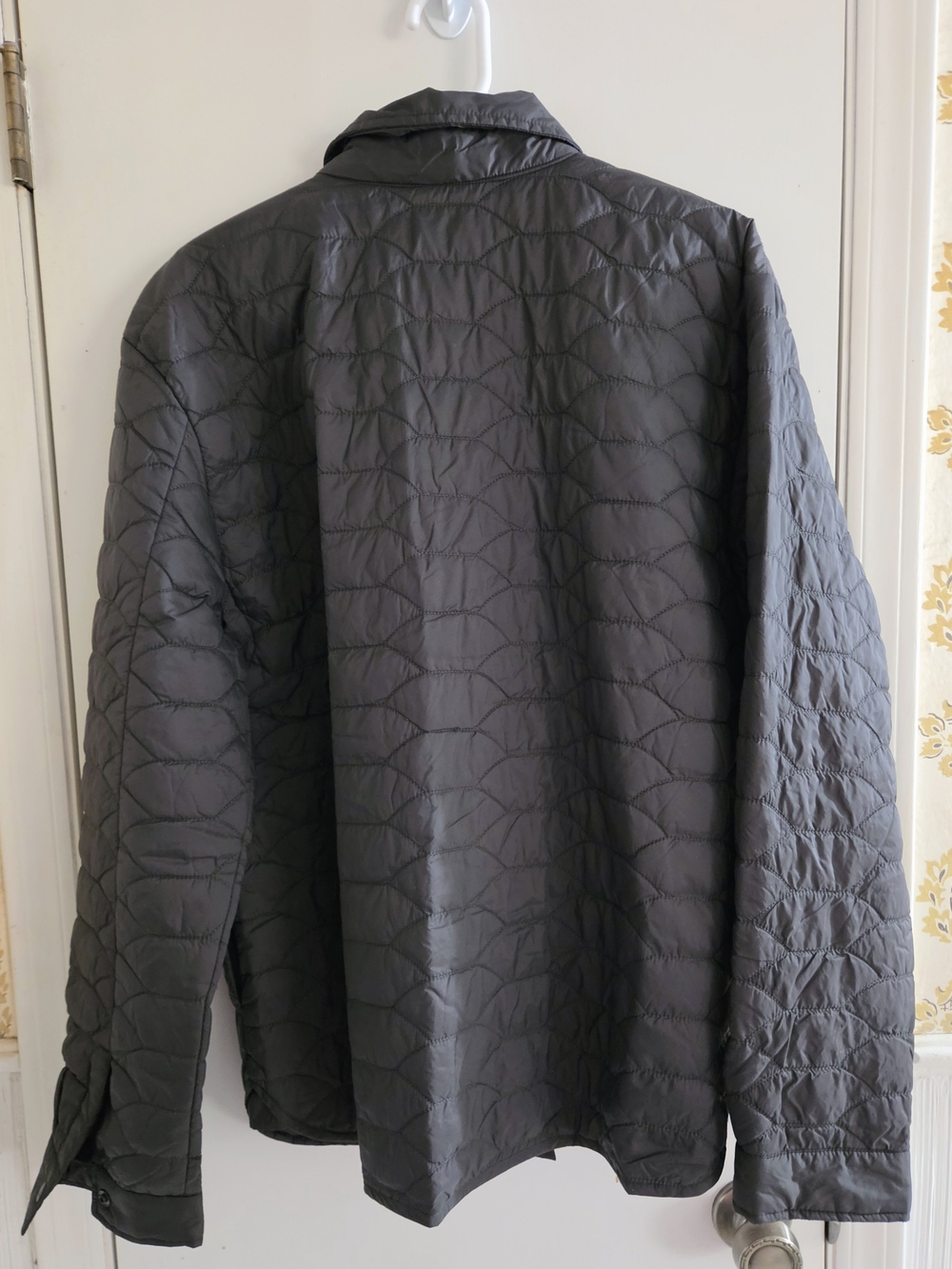 Huk Men's Quilted Shacket - Picture 2 of 3
